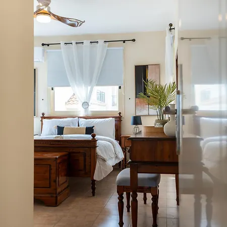 Germaine's Place 2br, Paphos, Walk To Faros Apartament
